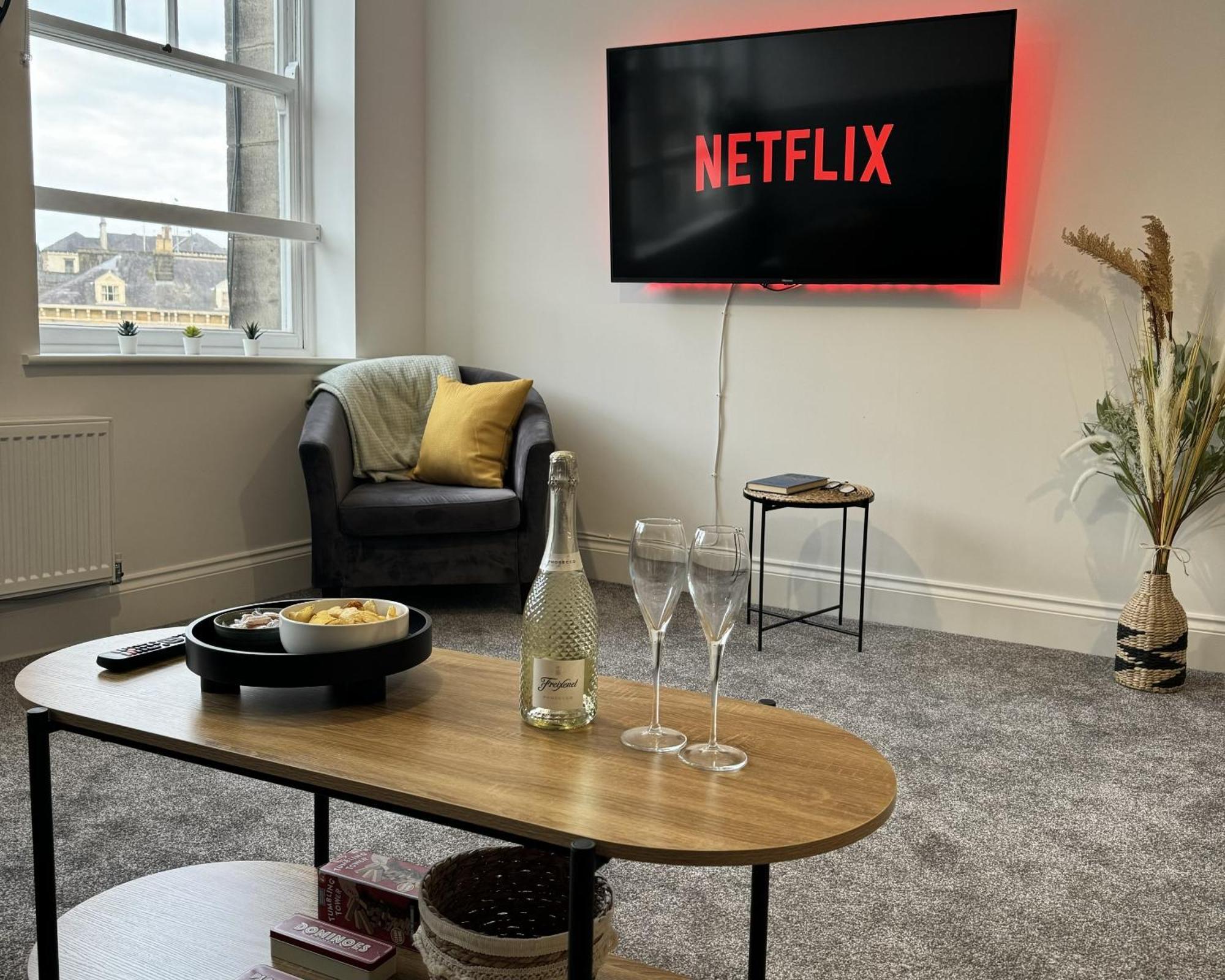 The Yorkshire Crown - Luxury Apartment - Free Parking Nearby Harrogate Eksteriør billede