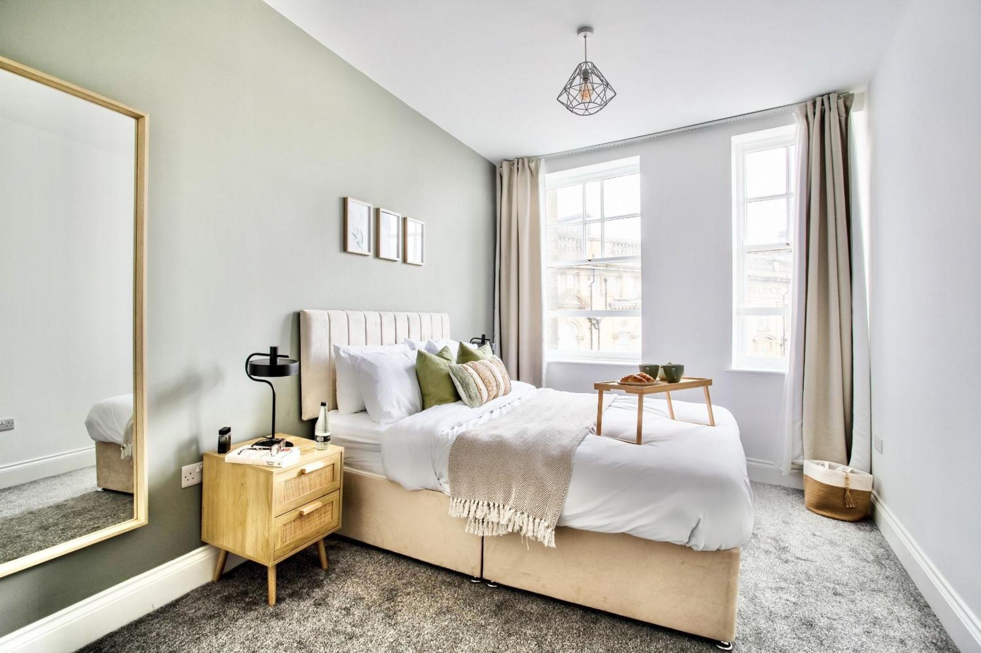 The Yorkshire Crown - Luxury Apartment - Free Parking Nearby Harrogate Eksteriør billede